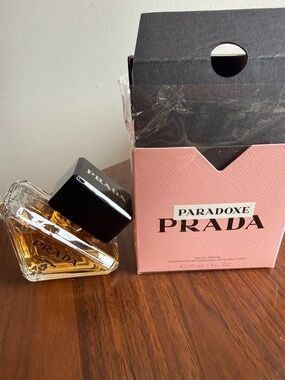 Prada Paradoxe Eau de Parf intense - 30ml